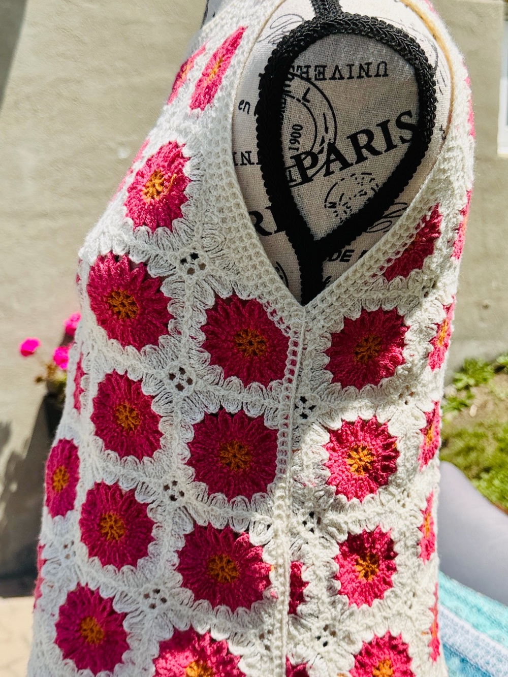 Handmade rebellion Crochet Floral Tank Top - Pink & White - Picture 8 of 10